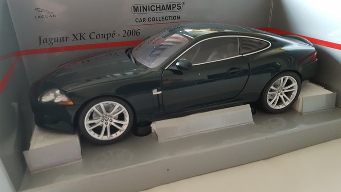 Minichamps - Scale 1/18 - Jaguar XK Coupe
