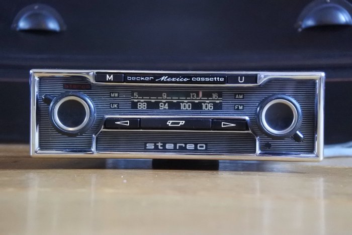 Becker Mexico vollstereo cassette classic car radio with FM - 1975