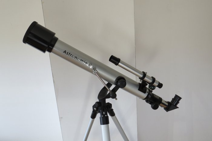 Telescope - Astronomy 427 - Refractor 60/700 - 262.5 x max. magnification