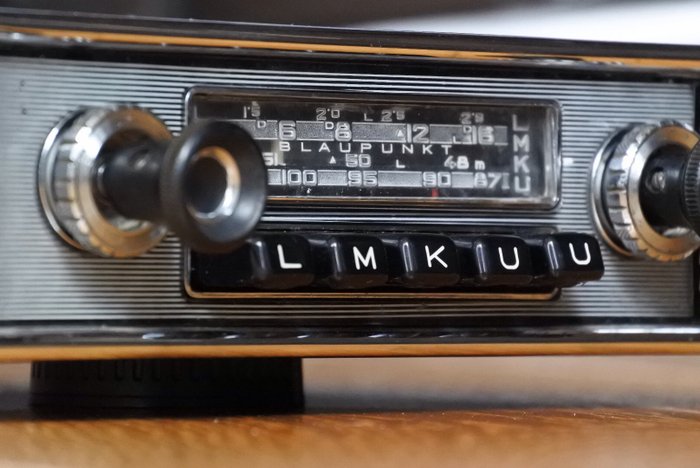 Blaupunkt Frankfurt classic car radio - 1967