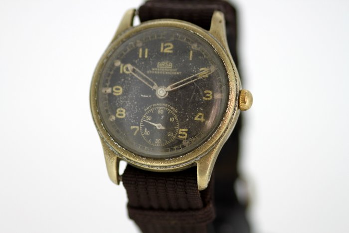 Arsa Wasserdicht Stossgesichert. Relógio de pulso militar alemão de corda manual, anos 40