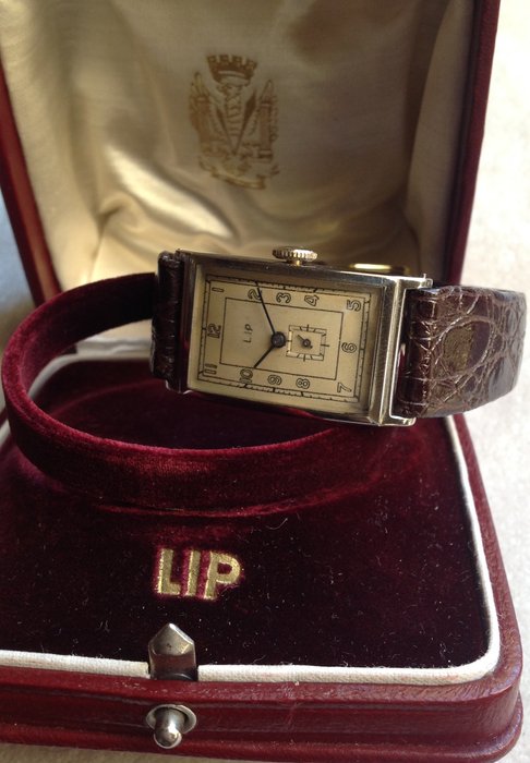 LIP T18 – Fabulous men's tonneau watch for men – Vintage – Mid 1930s