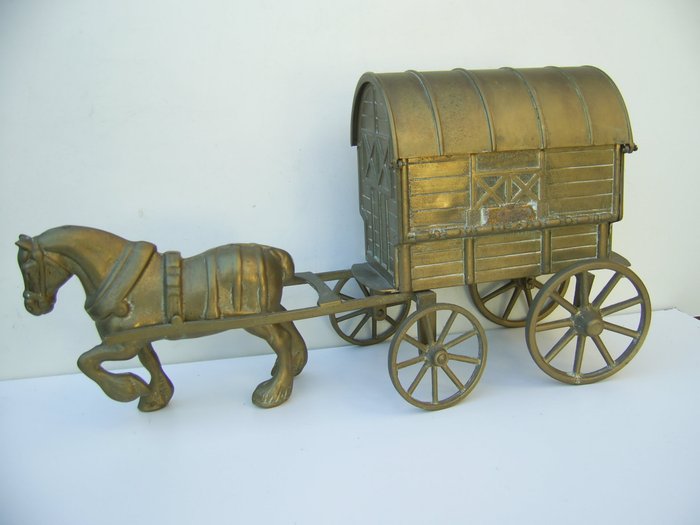 Brass Horse and Carriage - Large model
