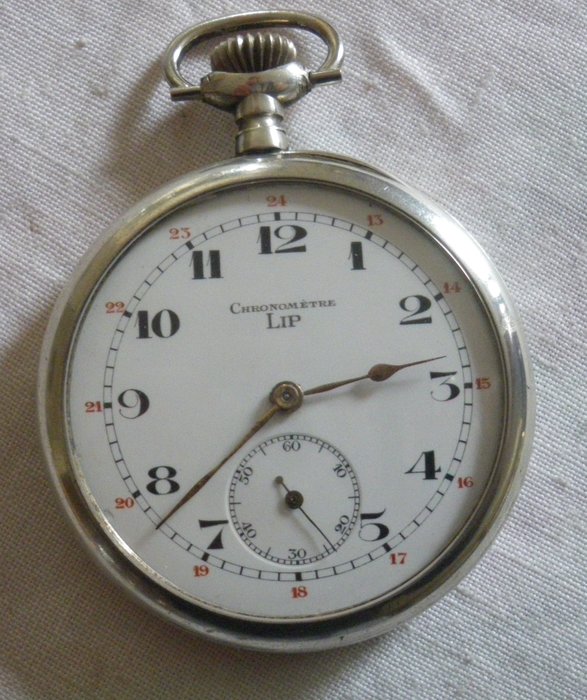 Lip pocket watch, chronograph, 1910, silver case 