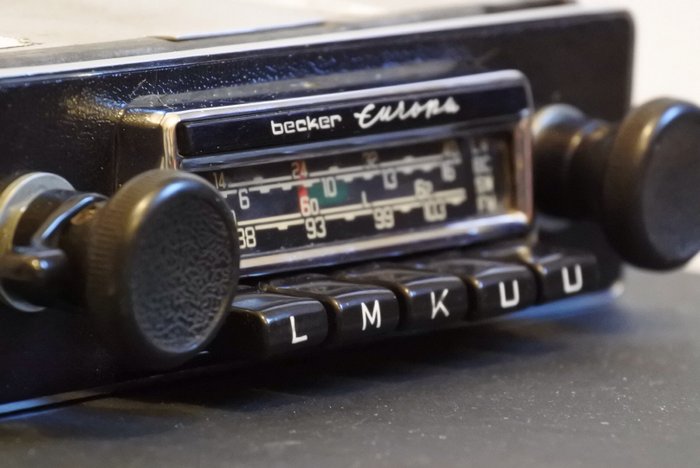 Becker Europa LMKU classic car radio - 1969