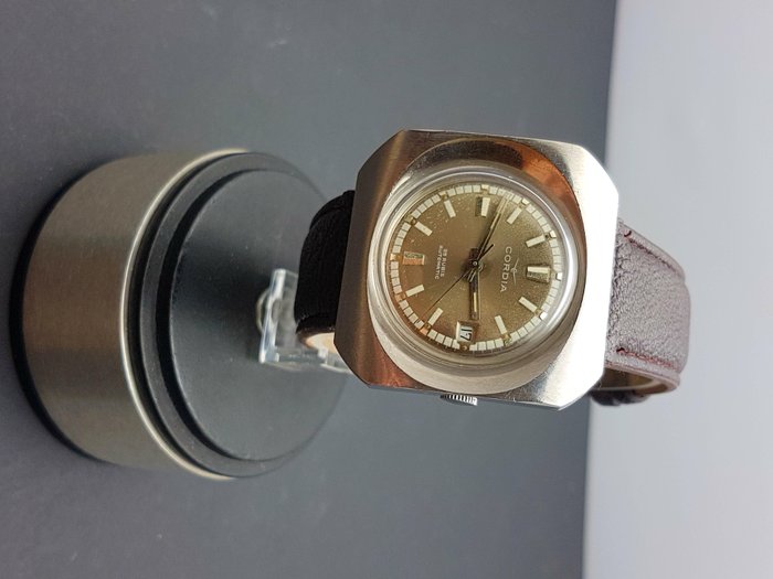 Cordia Automatic   - herenhorloge -Swiss made jaren 70