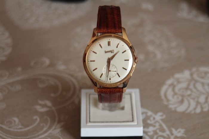 Eberhard—men's watch—1950s-60s—36.85 mm