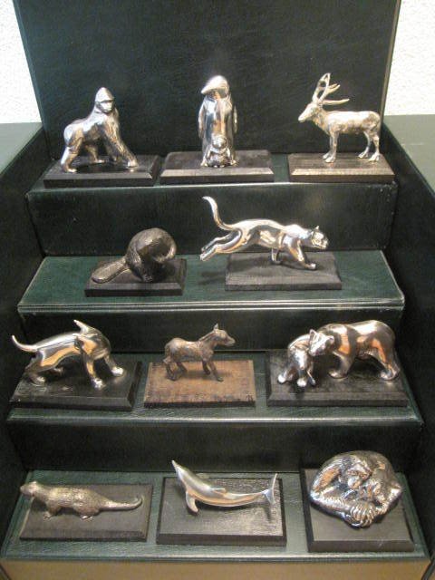 Collection of 11 heavily silver plated statuettes/animals of the World Wide Fund for nature (WWF-WWF)