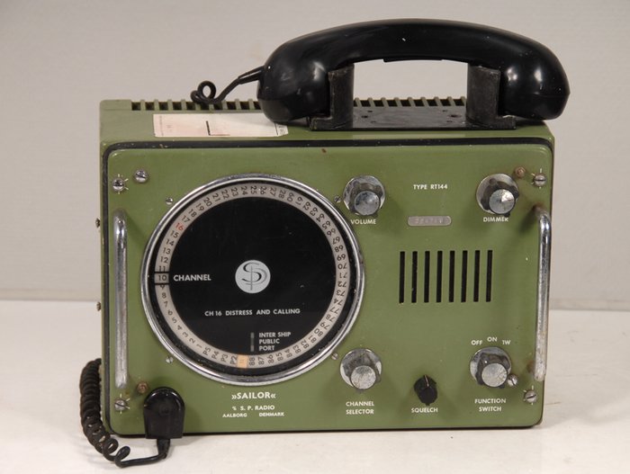 Vintage Sailor Maritime Vhf Radio Telephone, type RT144