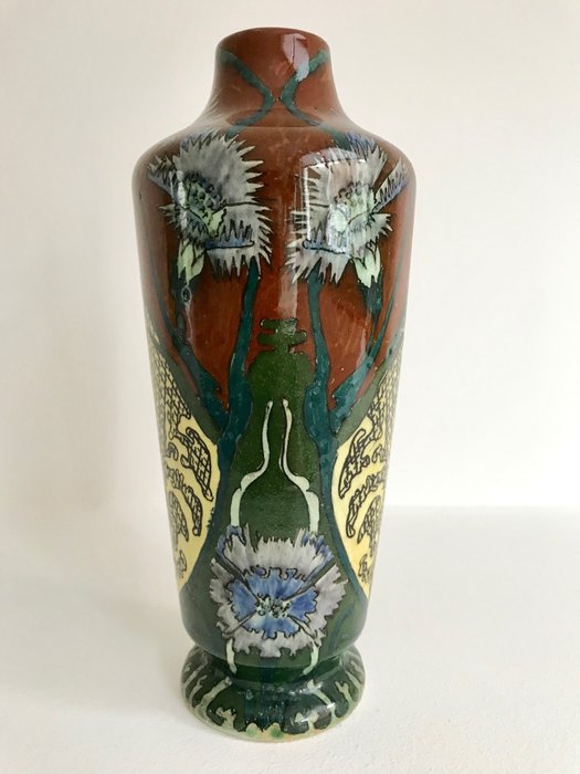 Wed. N.S.A. Brantjes & Co, Purmerend  Faience de Purmerende - Polychrome earthenware vase.