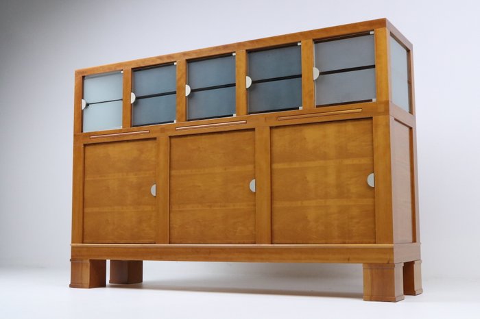Leon Krier for Giorgetti – Sideboard / tablewear cupboard