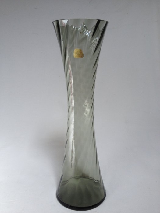 Alfred Taube, Vohenstrauss - vintage smoked glass vase