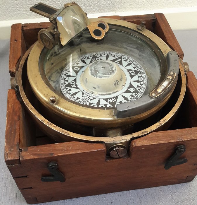 W. Boosman Amsterdam - large antique compass in chest