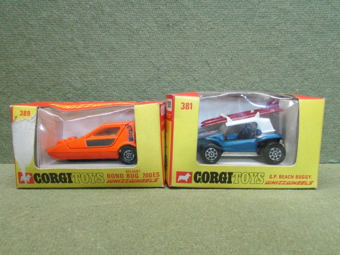Corgi Toys - Scale 1/43 - Reliant Bond Bug 700ES No.389 and G.P. Beach Buggy No.381