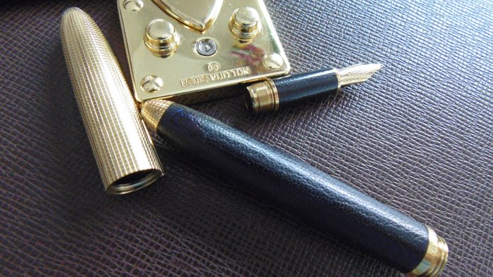 Louis Vuitton Doc Black & Gold. Fountain Pen 18 ct. - Catawiki