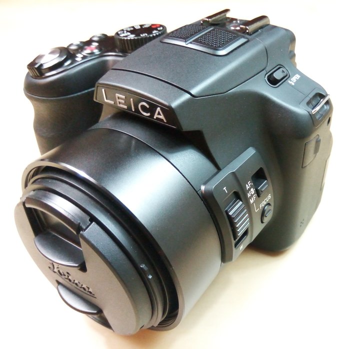LEICA V-LUX 4 camera, LEICA DC VARIO - ELMARIT 1: 2.8 / 4.5 - 108 ASPH objective