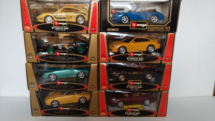 Bburago - Scale 1/18 - Lot with 8 Porsche Models: 5 x 911 model and 3 x GT3 model