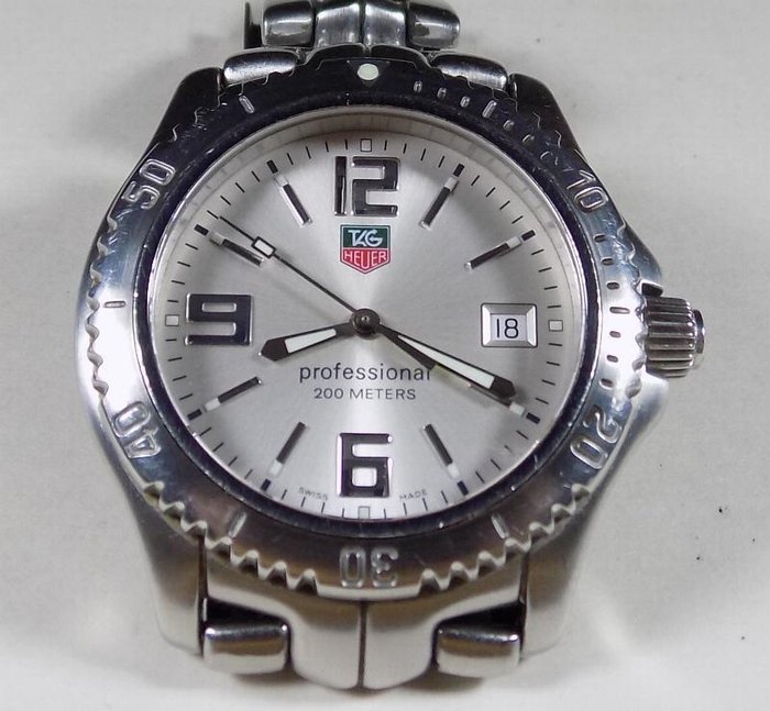 TAG Heuer Link Professional - WT1112 - 200M Diver - Men's Wristwatch - 2000 
