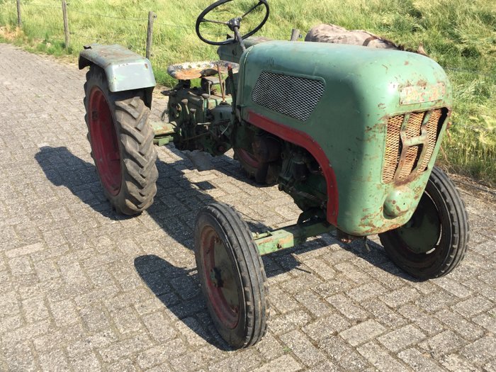 Holder - B12 tractor - 1960