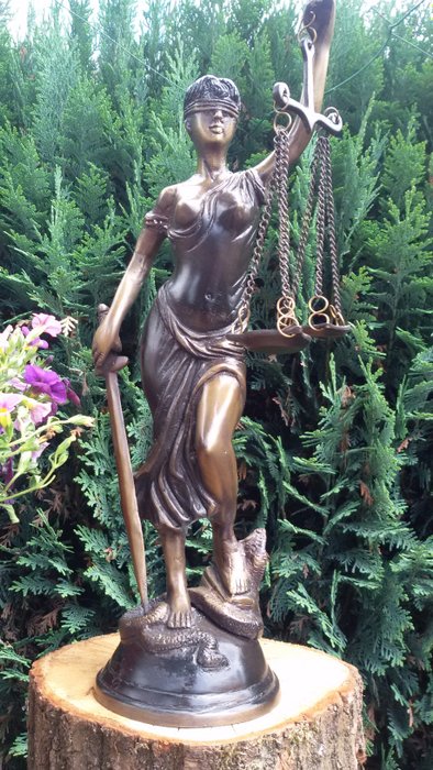 Statua Madonna Giustizia - 40 cm - Bronzo