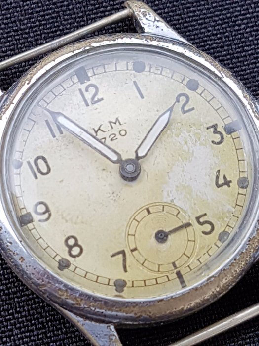 Festa K.M 720 WW2 Kriegsmarine watch ultra rare  - very well preserved original dial-perfect movement - Men - 1901-1949