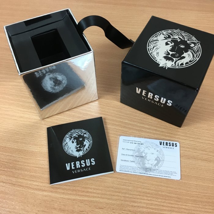 versus versace watch box