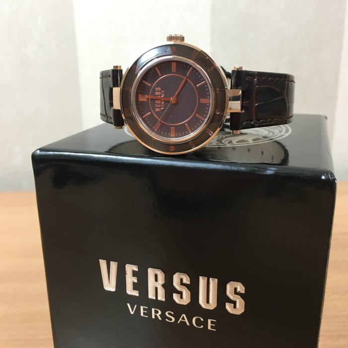 versus versace watch box