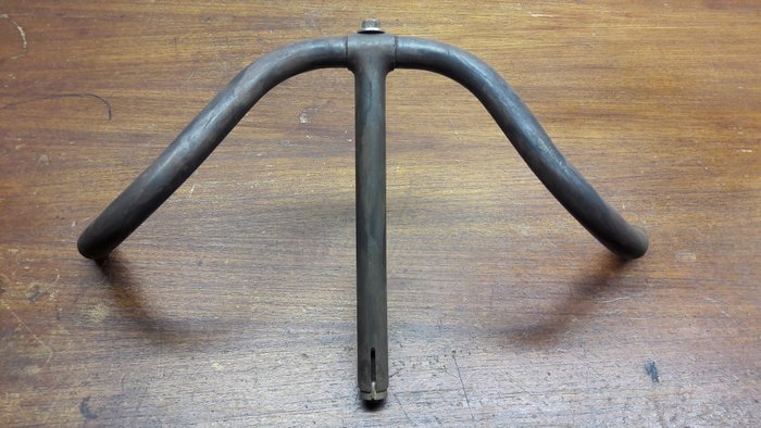 Vintage replica of a Moustache handlebar from 1900, e.g. for a path racer
