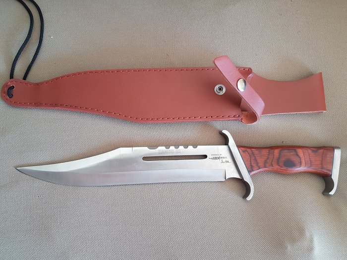 John Rambo III knife - Handmade Hibben knives edition - leather cover 