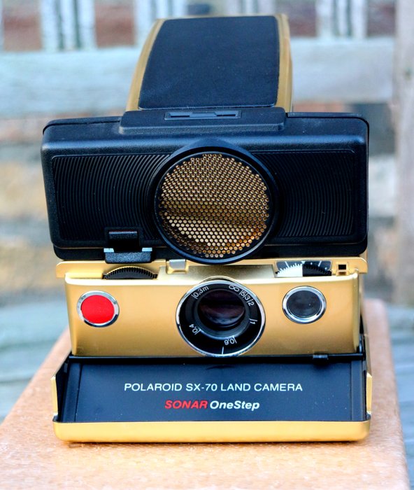 Polaroid SX-70 Sonar model, gold version (very rare)