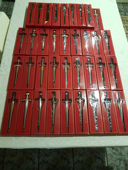 Colección completa de espadas de leyenda