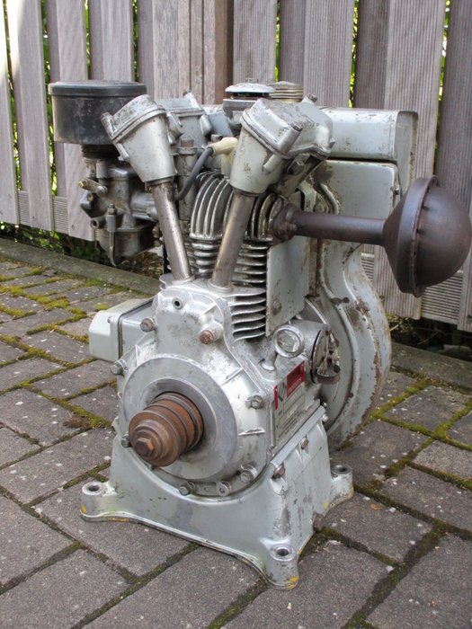 Motor/Motor alkatrészek - Moteur Bernard - 1930-1965