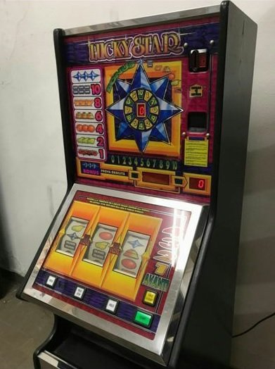 Lucky Star Slot Machine