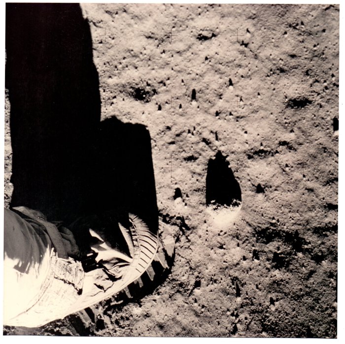 Apollo 11 Moon Boot Print 1969 Glossy 8 x 10 Photo Picture