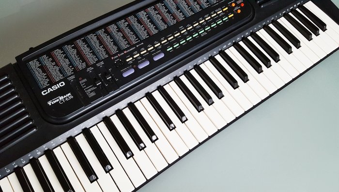 Casio Ct-636 - 465 Sounds Tone Bank - 61 Key Full Electronic Keyboard / piano