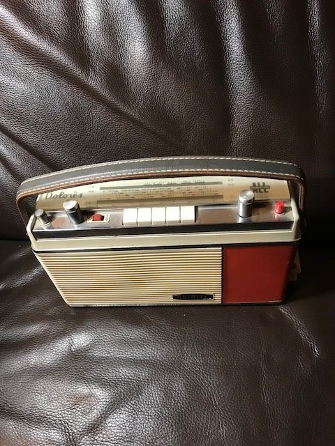 Optalix Dolores Model - all transistor radio from 1965