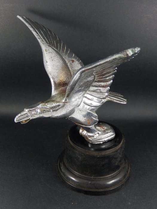 Early Genuine British Alvis Eagle Bird Hood Ornament Car Mascot in Used Condition mounted on period plastic base