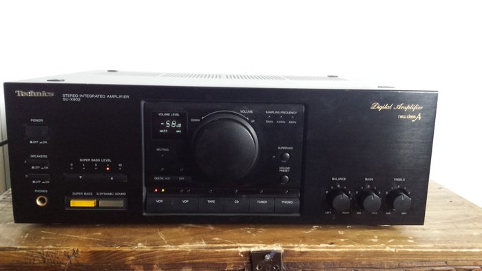 Technics SU-X 902 - Stereo Digital amplifier 450 W - New class A - 1991-1992