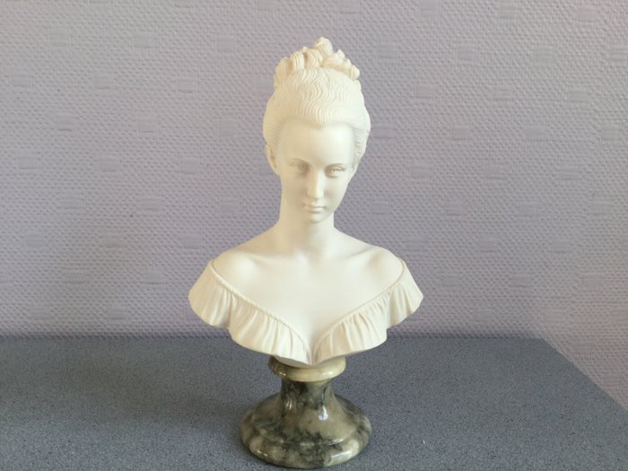 Alabaster statue bust and pedestal signed Alain Giannelli