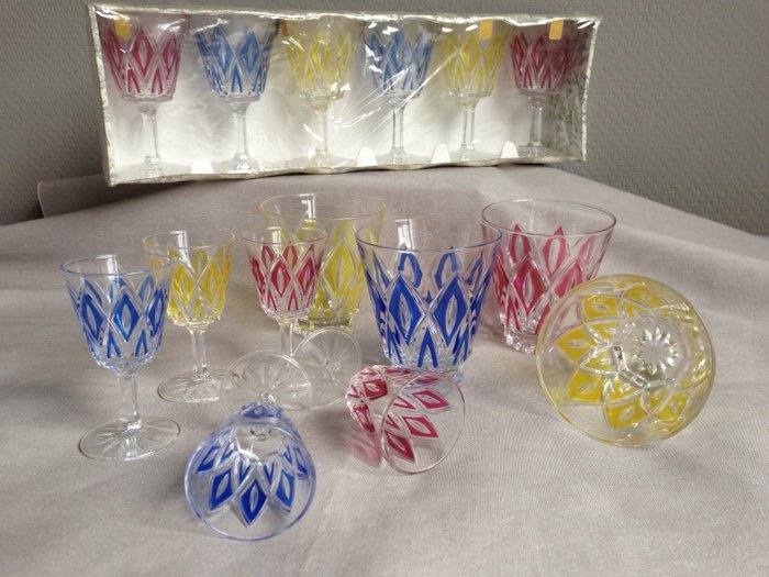 Wonderful vintage French Reims Harlequin crystal glass.