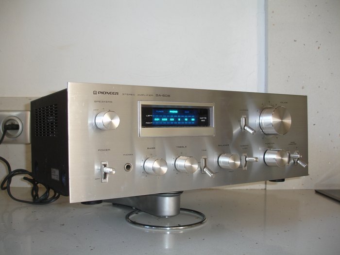 PIONEER SA-608 Blue Line integrated stereo vintage Hi-Fi amplifier from 1979