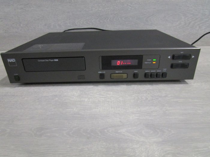 NAD 5220 -  CD Player