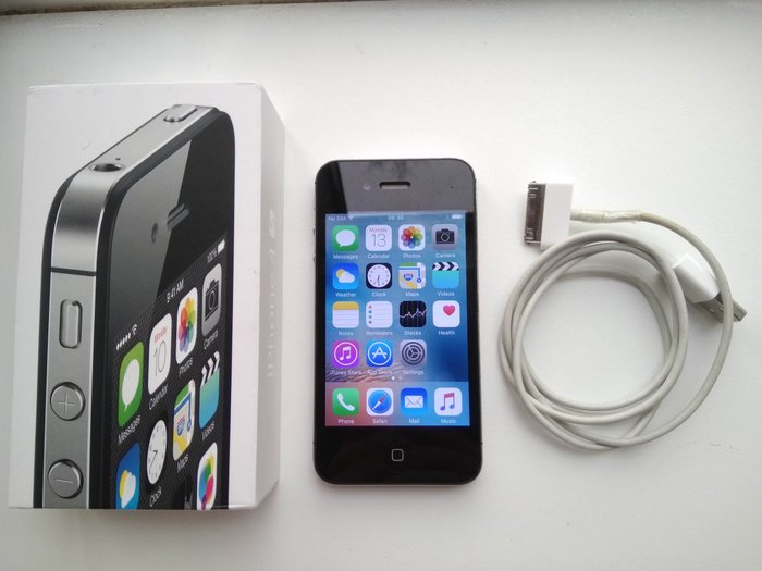 Apple iPhone 4S - 8GB - black - in original box - Model A1387