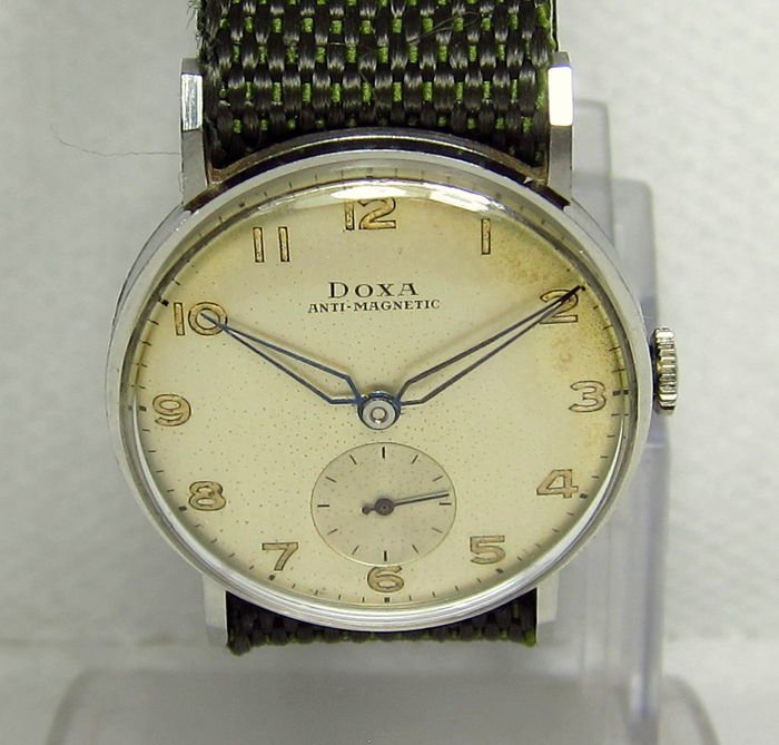 Doxa - Military Style - Men's Wristwatch - Vintage 1940s - Unisex