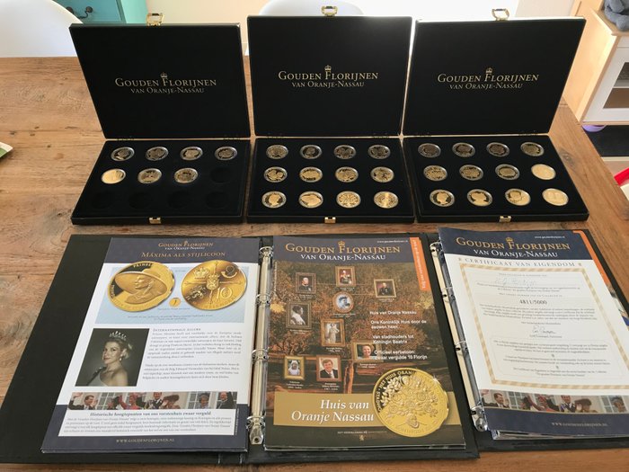 The Netherlands - collection of medals, "Gouden Florijnen can Oranje-Nassau" - 31 medals - bronze, gold-plated