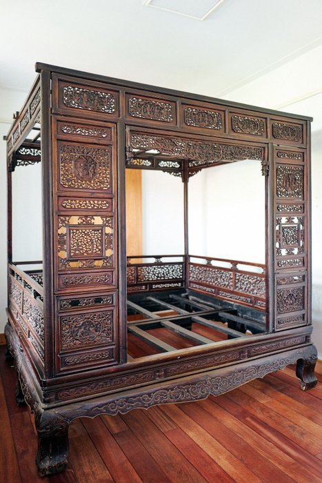 Antique Chinese wedding bed/Opium bed, approx. 1900