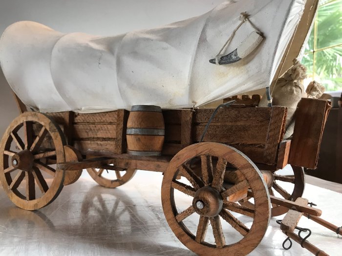 Large covered wagon of the pioneers of the West