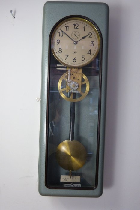 Master clock TN Telefonbau und Normalzeit Frankfurt 1975