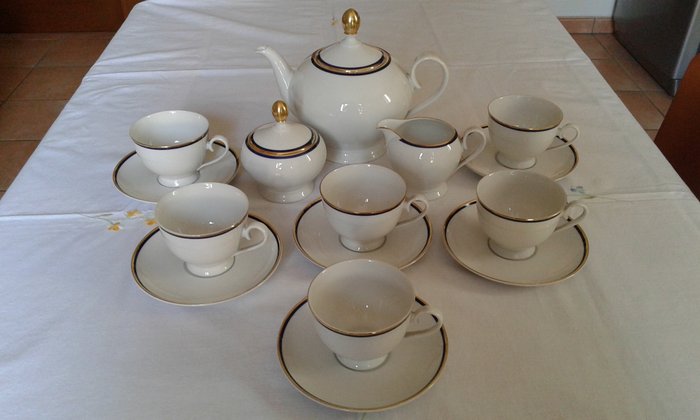 Seltmann Weiden Bavaria porcelain tea set for 6 people