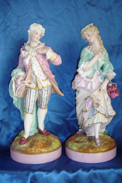 French factory Letu and Mauger (1854-1893) - gallant couple in  porcelain bisque